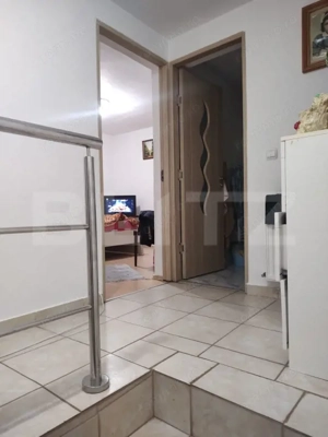 Casa in zona rezidentiala linistita, aproape de oras - panorama spectaculoasa - imagine 5