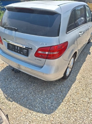 Piese dezmembrez Mercedes B class W246 Usa Haion Carlig Jante stop bara spate interior jante oglinda - imagine 2