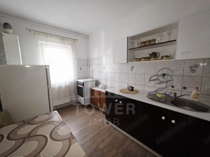 Apartament 3 camere de închiriat - Vasile Aaron - imagine 9