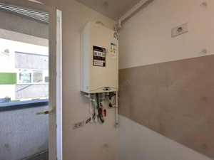 Garsonieră decomandată, modernă, cu terasă și parcare   Str. Biruinței - imagine 6