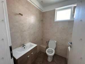 Garsonieră decomandată, modernă, cu terasă și parcare   Str. Biruinței - imagine 8