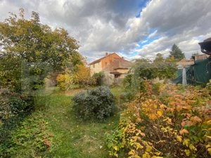 Casa spatioasa cu garaj si curte, 495 mp, în Gheorgheni - imagine 2