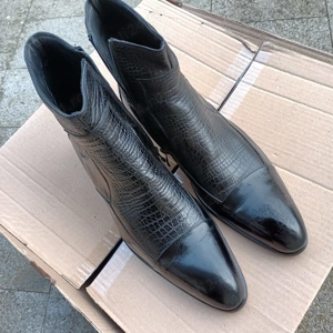 vand ghete barbatesti, din piele naturala, marimea 44