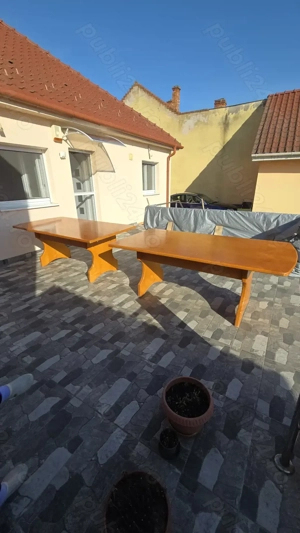 Masă din lemn masiv 2.000 lei + 10 scaune (50 lei buc.) - imagine 3