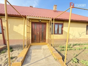 Casa individuala cu 6 camere de vanzare in localitatea Sacalaz, zona Centrala - imagine 2