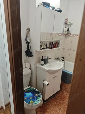 Vând apartament 2 camere decomandat  - imagine 9