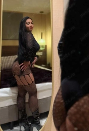 Bruneta Top    Fac doar deplasari - imagine 3