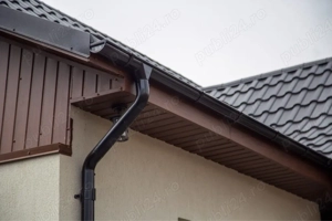 montaj acoperișuri de urgență și reparatii  - imagine 3