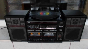 Combina SANYO DCX W8 radio,dublu casetofon,pickup,amplificator,boxe,vintage Japan