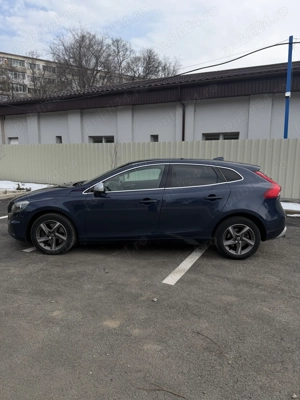 Volvo v40 d4 R design - imagine 3