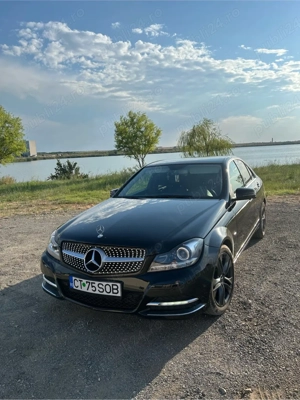 Mercedes C Class 2.2 CDI - imagine 4