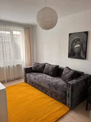 Apartament cu 2 camere decomandat, etaj intermediar, situat in cartierul Astra