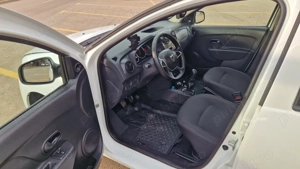 Dacia Logan. Km.75000. Motorizare Benzina 999. Carte service  - imagine 5