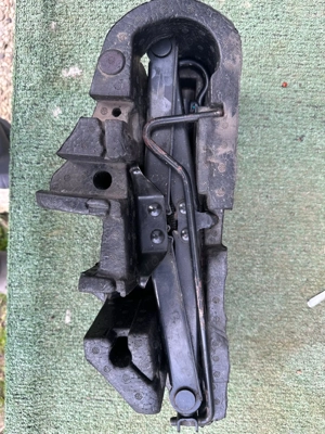 Accesorii Renault Megane II(2005):Jante, Lampi, Cric, Paravânturi, Manual reparații - imagine 9