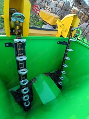 semănătoare cartofi cu fertilizator 