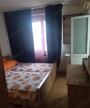 Vanzare Apartament 3 Camere Semidecomandat Sos.Berceni - imagine 4