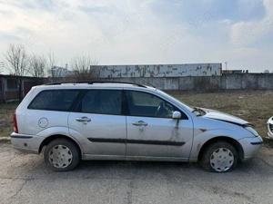 Dezmembram Ford Focus Break 1.6 Zetec Benzina An 2003 Cod motor: FYDD - imagine 4