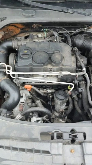 Dezmembram Audi A3 8L Sportback 2.0 tdi 140 cp An 2007 Cod motor BMM , BMP - imagine 6