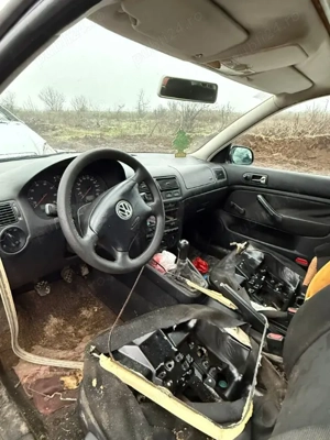 Dezmembrăm Volkswagen Golf 4 1.4 16V An 2001 Cod motor AKQ - imagine 5