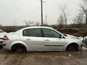 Dezmembrăm Renault Megane 2 Berlina An 2004 1.9 DCI Cod motor F9Q - imagine 3