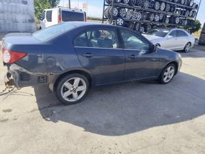 Dezmembram Chevrolet Epica 2.0 d 110 kw An 2008 Cod motor LLW - imagine 3