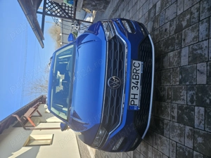 Vând mașină Volkswagen T-Roc direct proprietar NU accept schimb - imagine 9