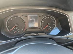 Vând mașină Volkswagen T-Roc direct proprietar NU accept schimb - imagine 7