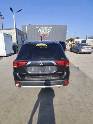 Dezmembram Mitsubishi Outlander III 2.2 DI-D 2.3 dci 4WD 132 kw An 2016 - imagine 3