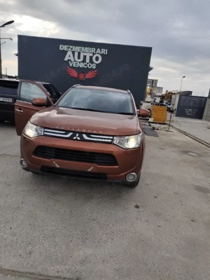 Dezmembram Mitsubishi Outlander III 2.2 DI-D 2.3 dci 4WD 132 kw An 2014 - imagine 2