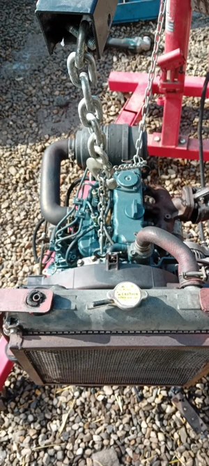 Motor Kubota 722    3 cilindri  - imagine 3
