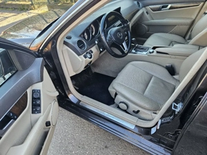 Mercedes c class w204 - imagine 4