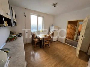 Apartament decomandat 93 utili curte proprie pivnita Sub Arini Sibiu - imagine 20
