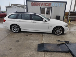 Dezmembram Bmw Seria 5 F11 3.0 d 258 cp An 2012 Cod motor N57D30A - imagine 5