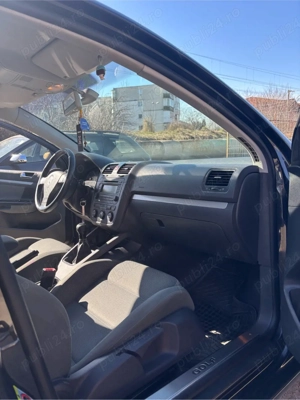 VW Golf 5 1.4 2004 Benzină Stare Buna - imagine 2