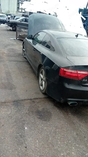 Dezmembram Audi A5 Sportback 8TA 2.7 tdi 140 KW An 2009 Cod motor CGKA - imagine 4