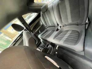 Volkswagen Beetle - imagine 5