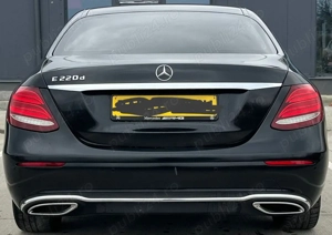 Dezmembram Mercedes E Class W213 2.0 cdi An 2017 Cod motor 654.920 - imagine 2