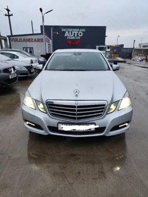 Dezmembram Mercedes E Class W212 E350 3.0 Cdi 170 kw Euro 5 An 2011 Cod motor 642.850