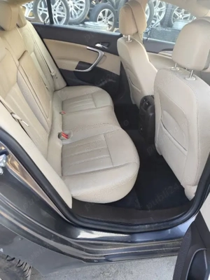 Dezmembram Opel Insignia A 2.0 d 120 kw An 2011 Cod motor A20DTH - imagine 8