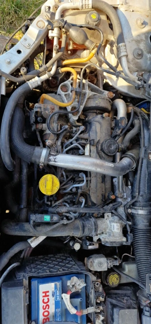 Dezmembrez Renault Megan 3  - imagine 5