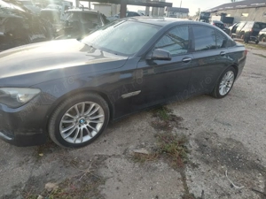 Dezmembram BMW Seria 7 F01 M-Pachet 3.0 d 306 cp An 2010 Cod motor N50D30B - imagine 3