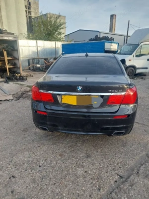 Dezmembram BMW Seria 7 F01 M-Pachet 3.0 d 306 cp An 2010 Cod motor N50D30B - imagine 2