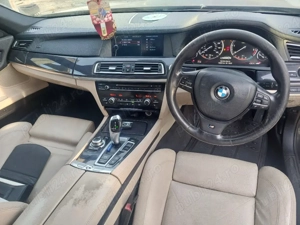 Dezmembram BMW Seria 7 F01 M-Pachet 3.0 d 306 cp An 2010 Cod motor N50D30B - imagine 5