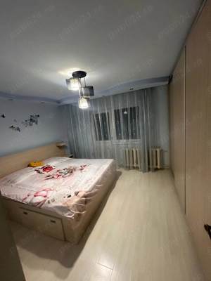 Vand apartament 3 camere si doua bai