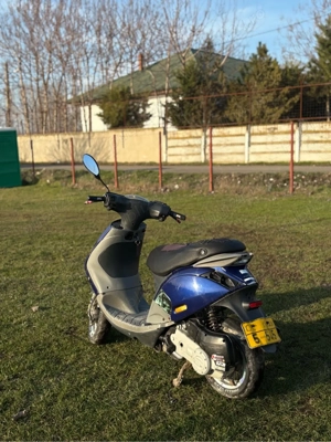 vand piagio zip  - imagine 5