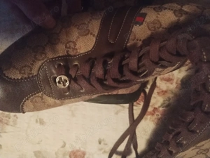 Marca: Gucci e in stre buna nr 38 