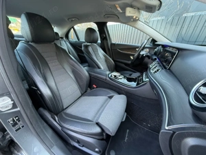 Mercedes E-Class 220d | 194cp | Aut | Bord digital | Burmester | Camera | Led  - imagine 14