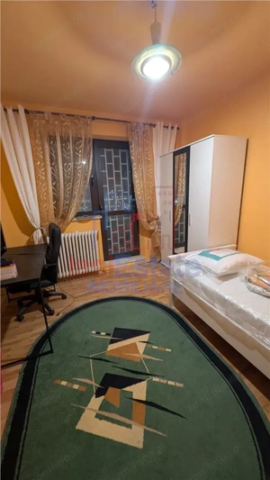 Apartament central - vedere Palat 3 cam