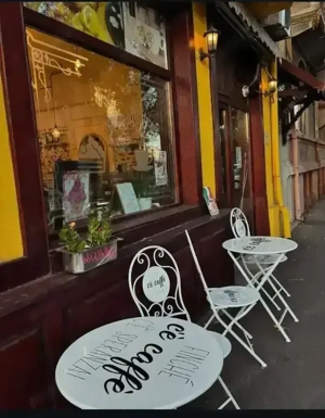 mese rotunde pentru gradina