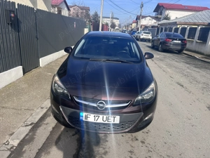 Opel Astra J anul 2017 - imagine 3